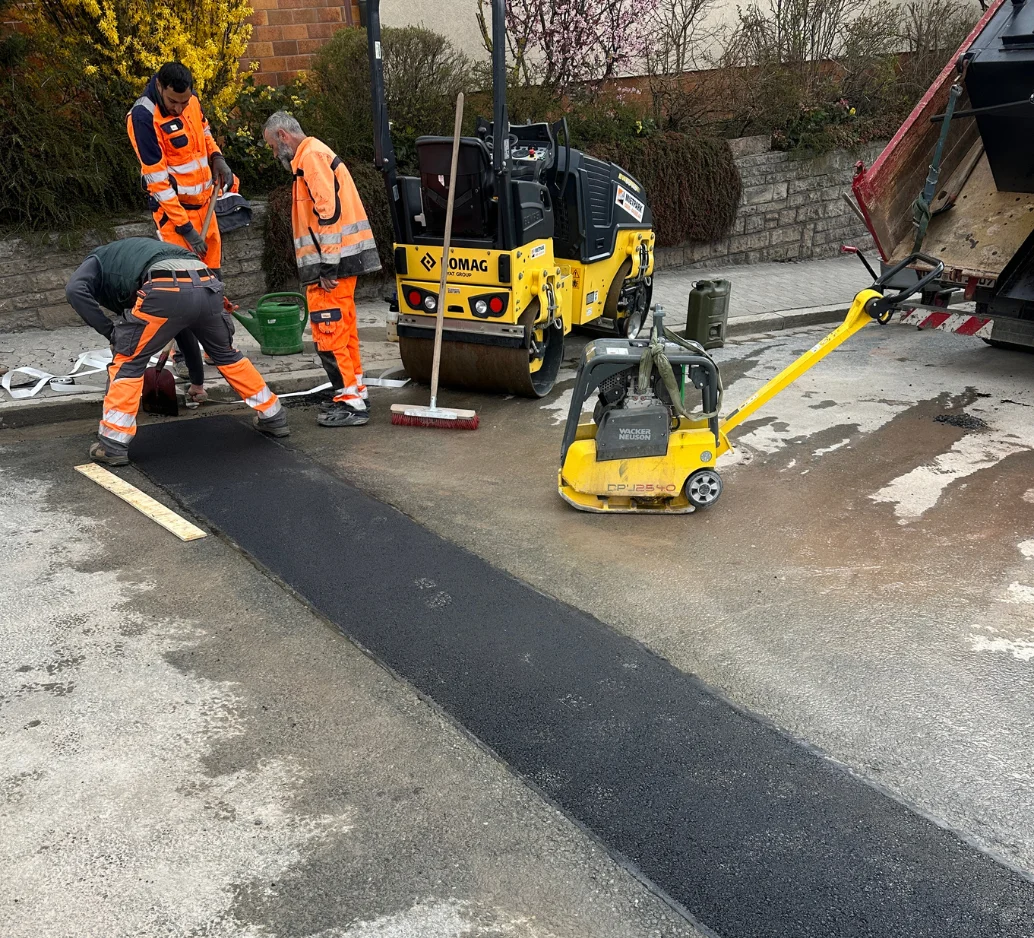 Asphalt reparieren nach Tiefbau